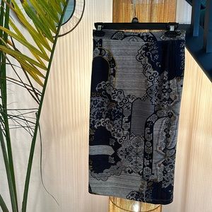 HD in Paris pencil midi skirt